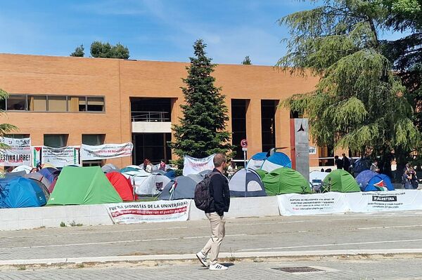 Acampada propalestina campus UCM - Sputnik Mundo