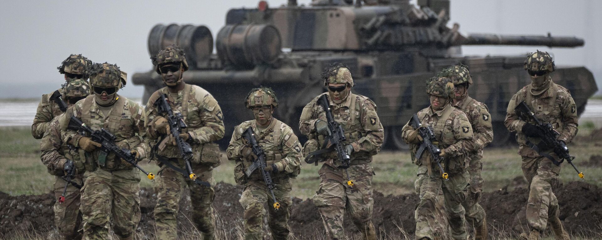 Militares de EEUU  - Sputnik Mundo, 1920, 25.11.2024