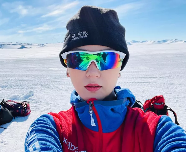 Céline Nha Nguyen, la primera mujer vietnamita en conquistar el Everest. Céline Nha Nguyen, la primera mujer vietnamita en conquistar el Everest. - Sputnik Mundo