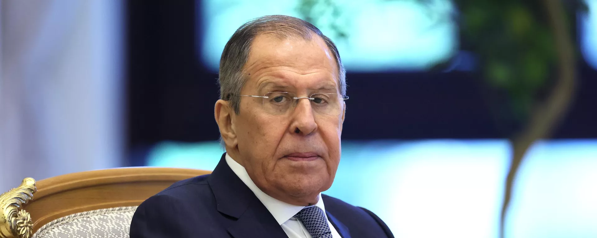 Serguéi Lavrov, el ministro de Asuntos Exteriores ruso, durante las conversaciones ruso-emiratíes  - Sputnik Mundo, 1920, 25.12.2024