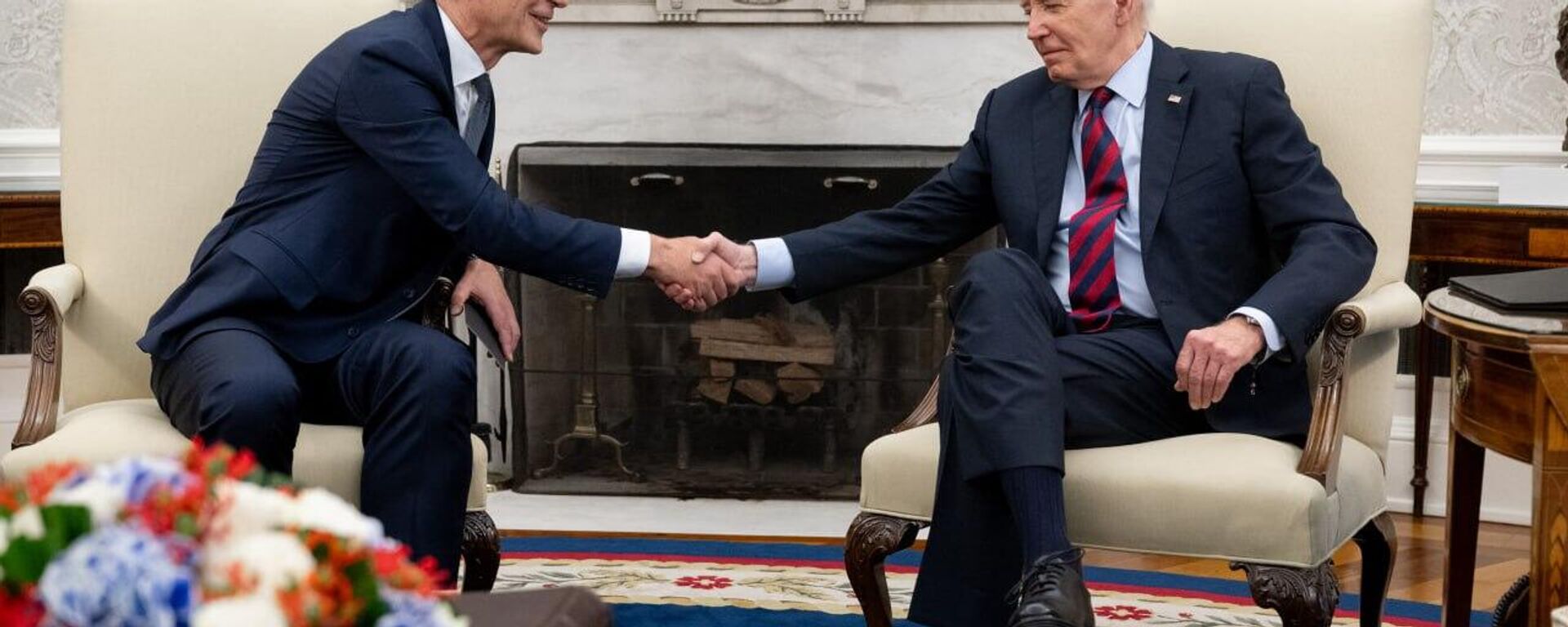 Joe Biden con Jens Stoltenberg - Sputnik Mundo, 1920, 17.06.2024