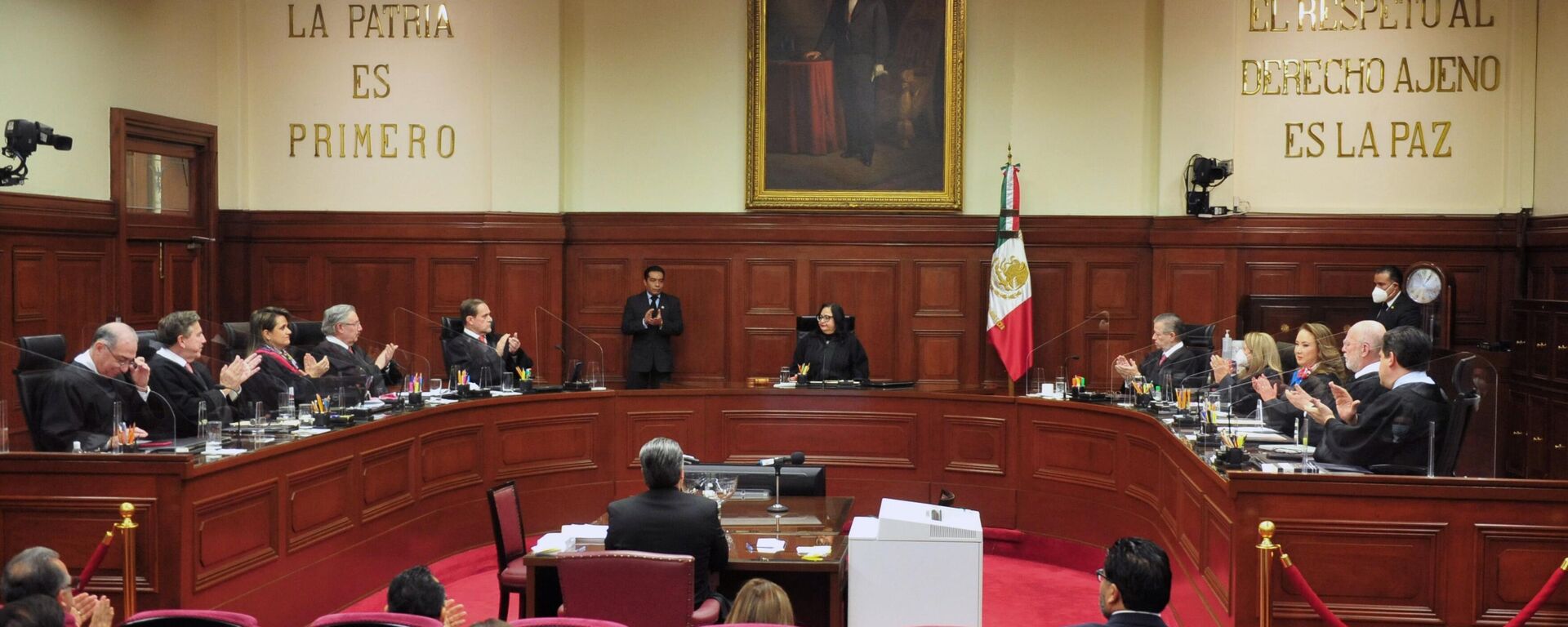 Pleno de la Suprema Corte de Justicia - Sputnik Mundo, 1920, 22.04.2025