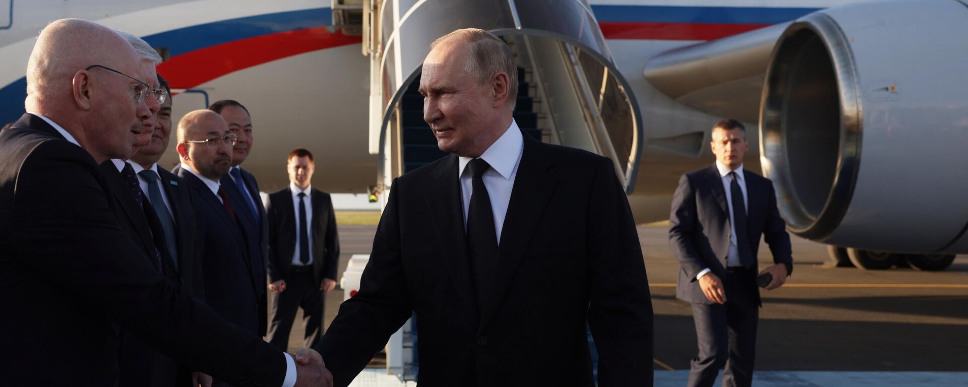 Vladímir Putin llega a Kazajistán - Sputnik Mundo, 1920, 03.07.2024