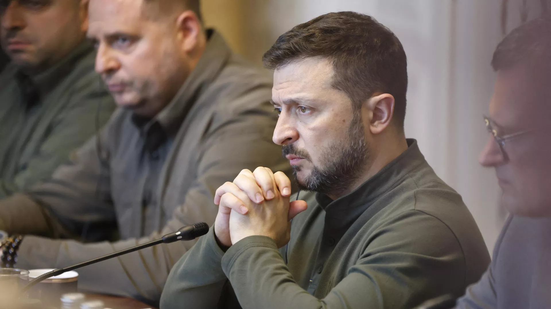 Volodímir Zelenski asiste a las conversaciones con el presidente polaco en Varsovia, Polonia, el 8 de julio de 2024, antes de la cumbre de líderes del 75.° aniversario de la OTAN 