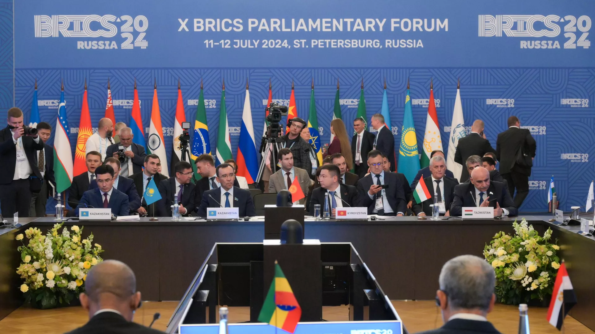 El X Foro Parlamentario de los BRICS en la ciudad rusa de San Petersburgo, el 12 de julio, 2024 - Sputnik Mundo, 1920, 04.09.2024