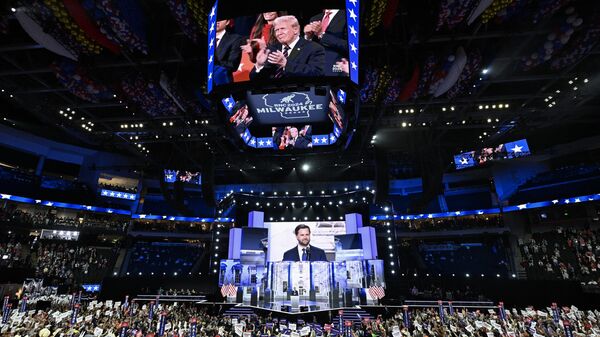 El candidato a vicepresidente por el Partido Republicano, J.D. Vance, durante la Convención Nacional Republicana en Milwaukee - Sputnik Mundo