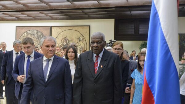 El presidente de la Duma Estatal de la Asamblea Federal de la Federación de Rusia, Viacheslav Volodin, se reunió este domingo con el presidente de la Asamblea Nacional del Poder Popular (Parlamento unicameral) de Cuba, Esteban Lazo,  - Sputnik Mundo