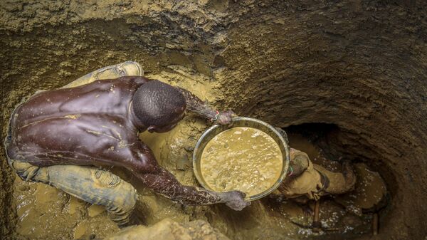 Una mina de oro en África - Sputnik Mundo