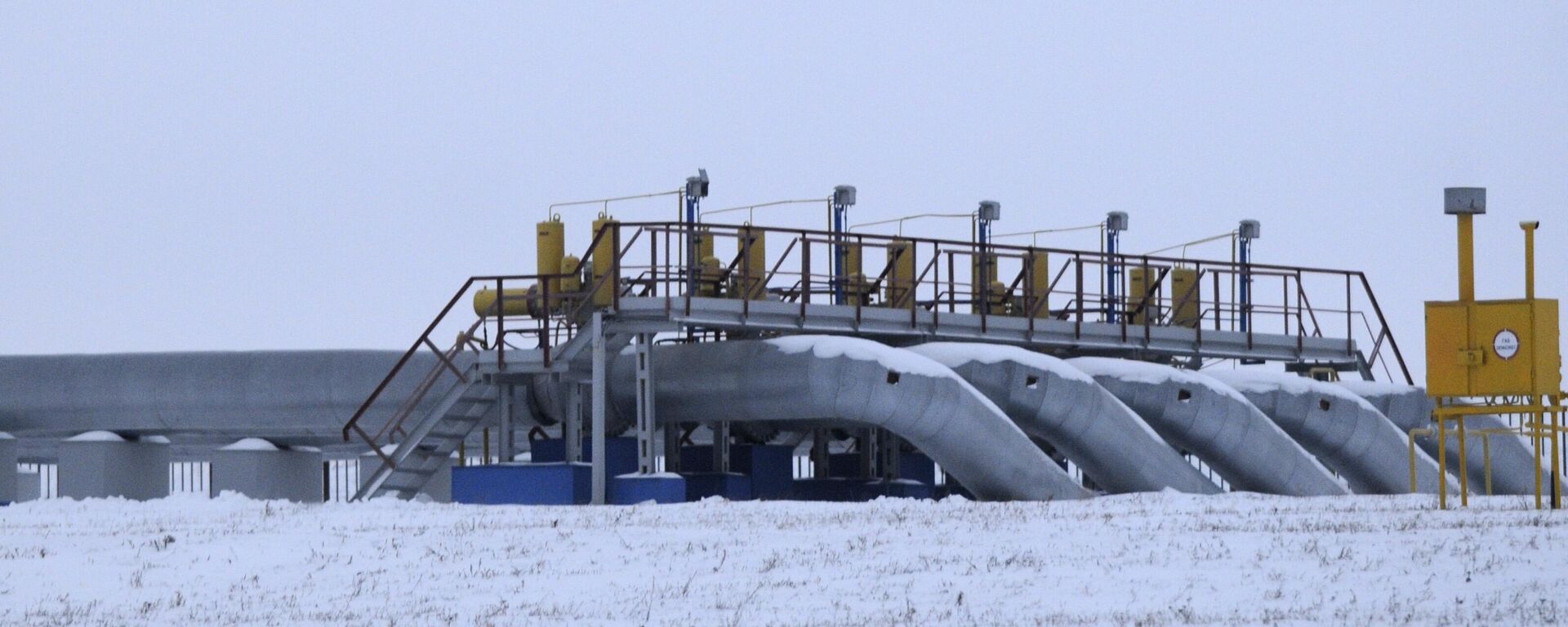 La estación de bombeo de gas en Sudzhanski, Rusia, vista el domingo 11 de enero de 2009.  - Sputnik Mundo, 1920, 26.08.2024