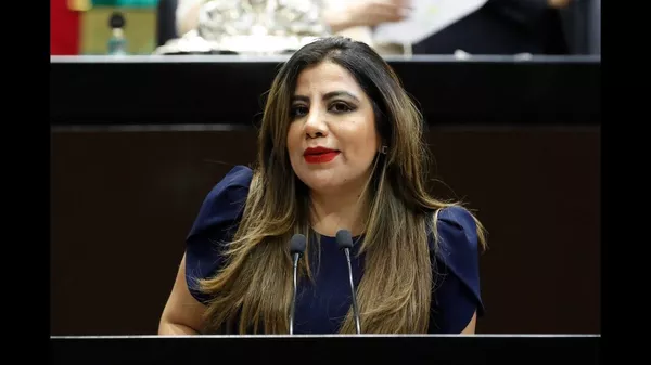 La diputada del PRI Lorena Piñon - Sputnik Mundo