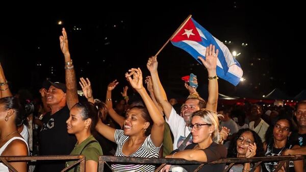 Conmemoran en Cuba el 98 cumpleaños de Fidel Castro, líder histórico de la Revolución - Sputnik Mundo