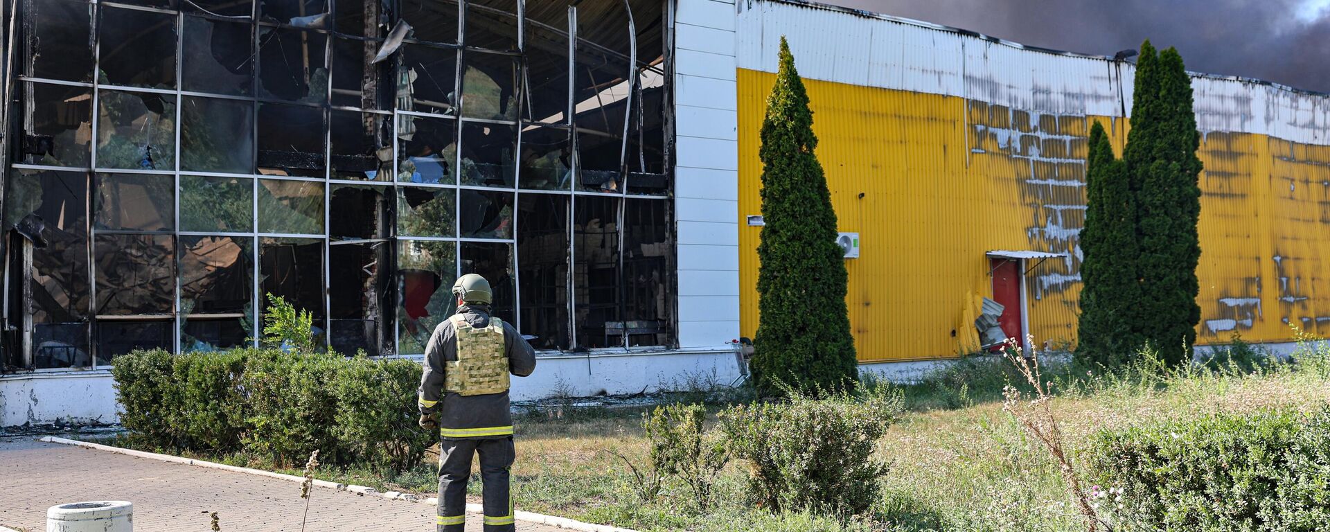 Consecuencias de un bombardeo ucraniano de Donetsk - Sputnik Mundo, 1920, 16.08.2024