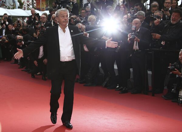 En mayo de 2017 anunció el fin de su carrera cinematográfica.En la foto: el actor posa para los fotógrafos a su llegada al estreno de Vida oculta en la 72.ª edición del Festival Internacional de Cine de Cannes, el 19 de mayo de 2019. - Sputnik Mundo