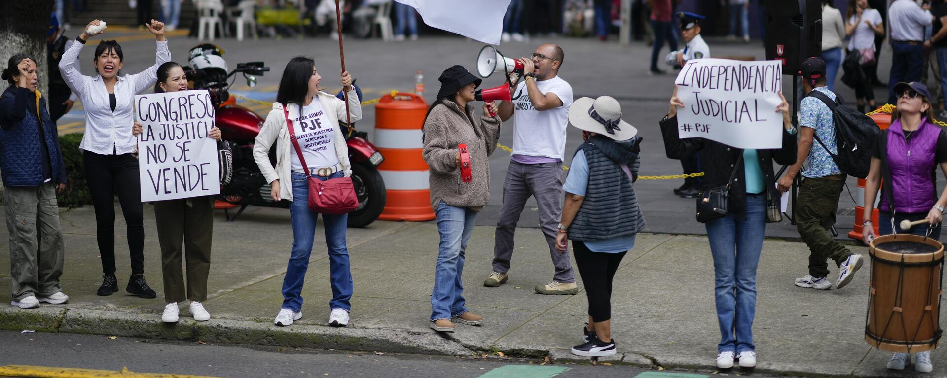 La protesta de los trabajadores del Poder Judicial en México sigue vigente. - Sputnik Mundo, 1920, 22.08.2024