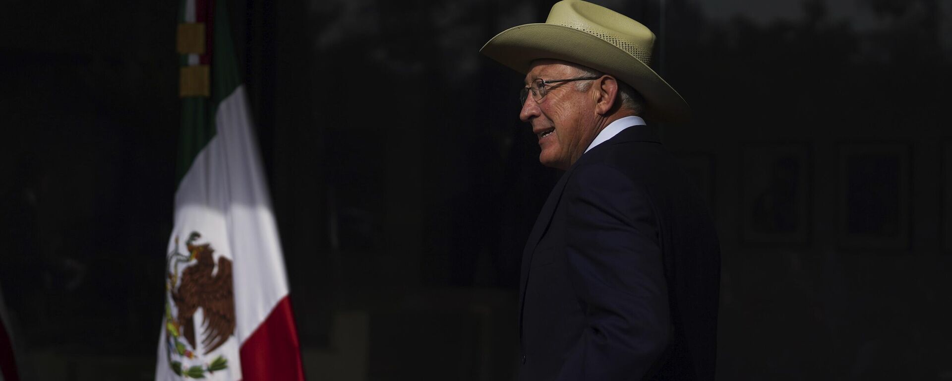 Ken Salazar  - Sputnik Mundo, 1920, 14.11.2024