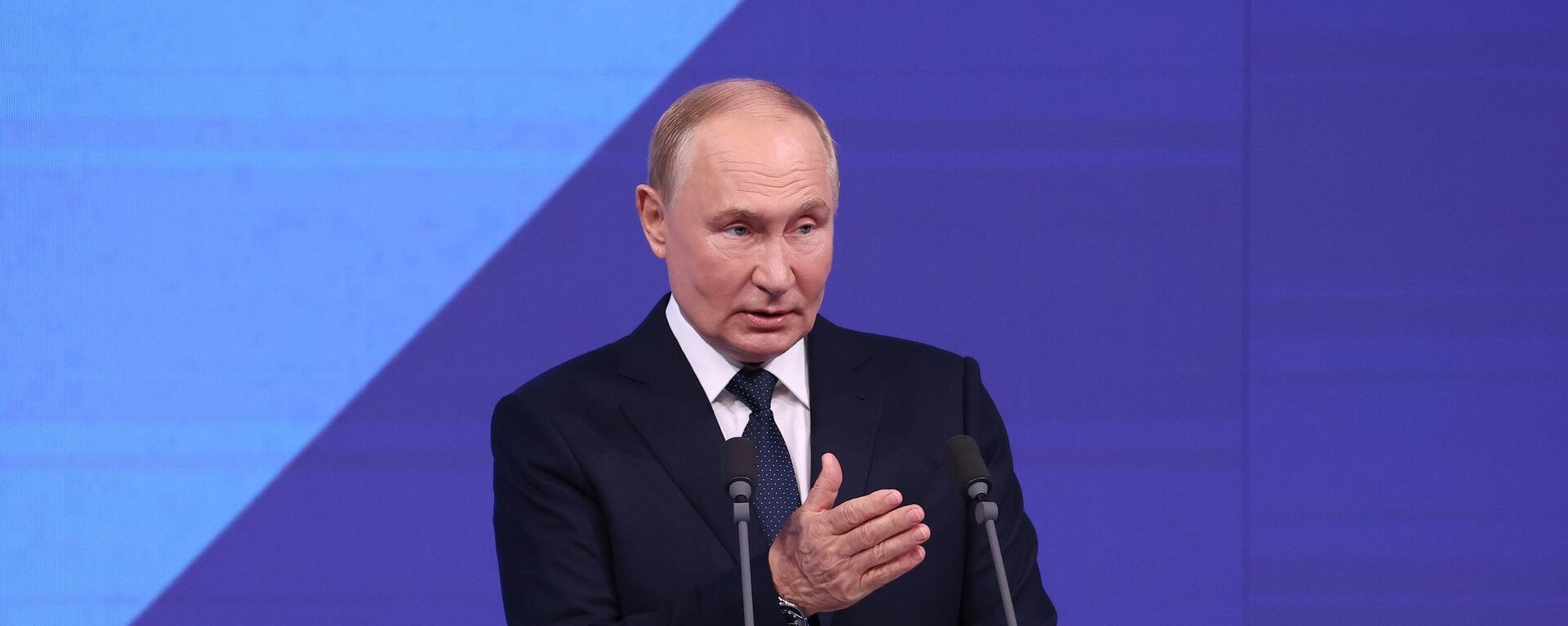 Vladímir Putin, presidente de Rusia - Sputnik Mundo, 1920, 25.09.2024