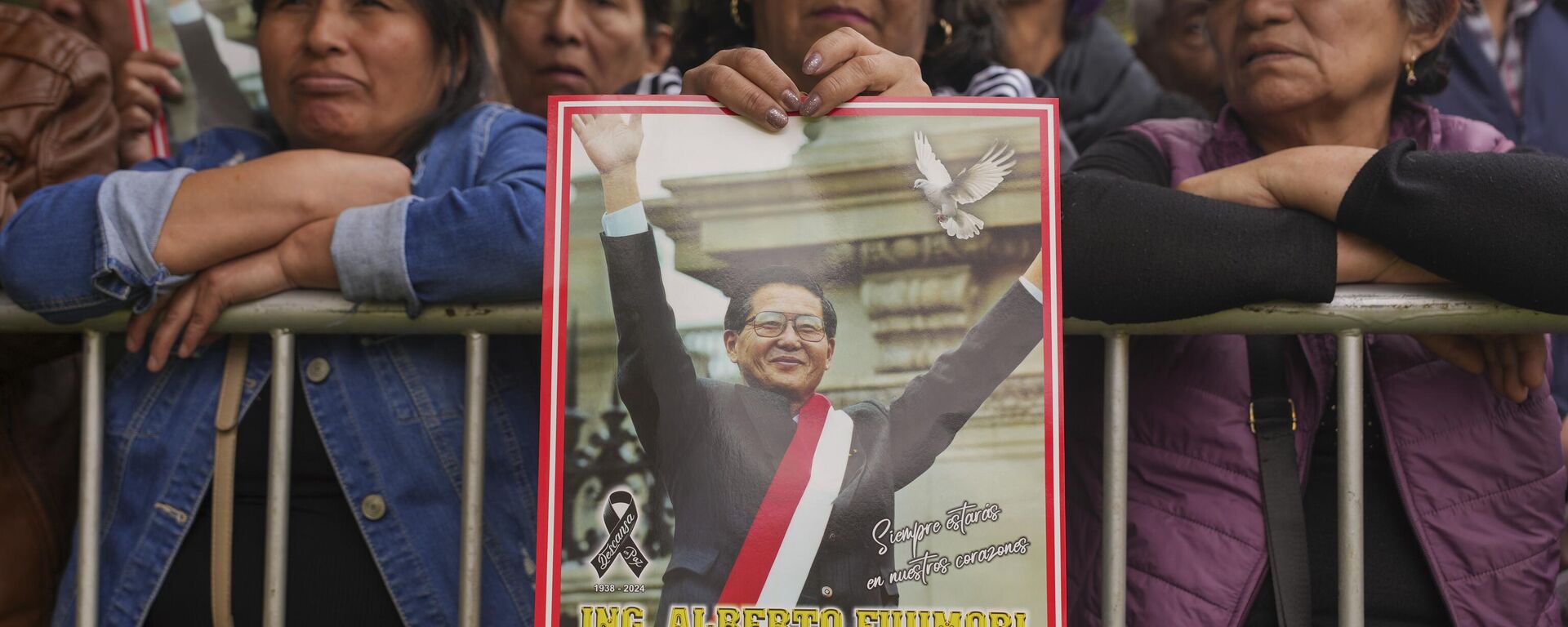 Simpatizante del expresidente Alberto Fujimori Simpatizante del expresidente Alberto Fujimori - Sputnik Mundo, 1920, 15.09.2024