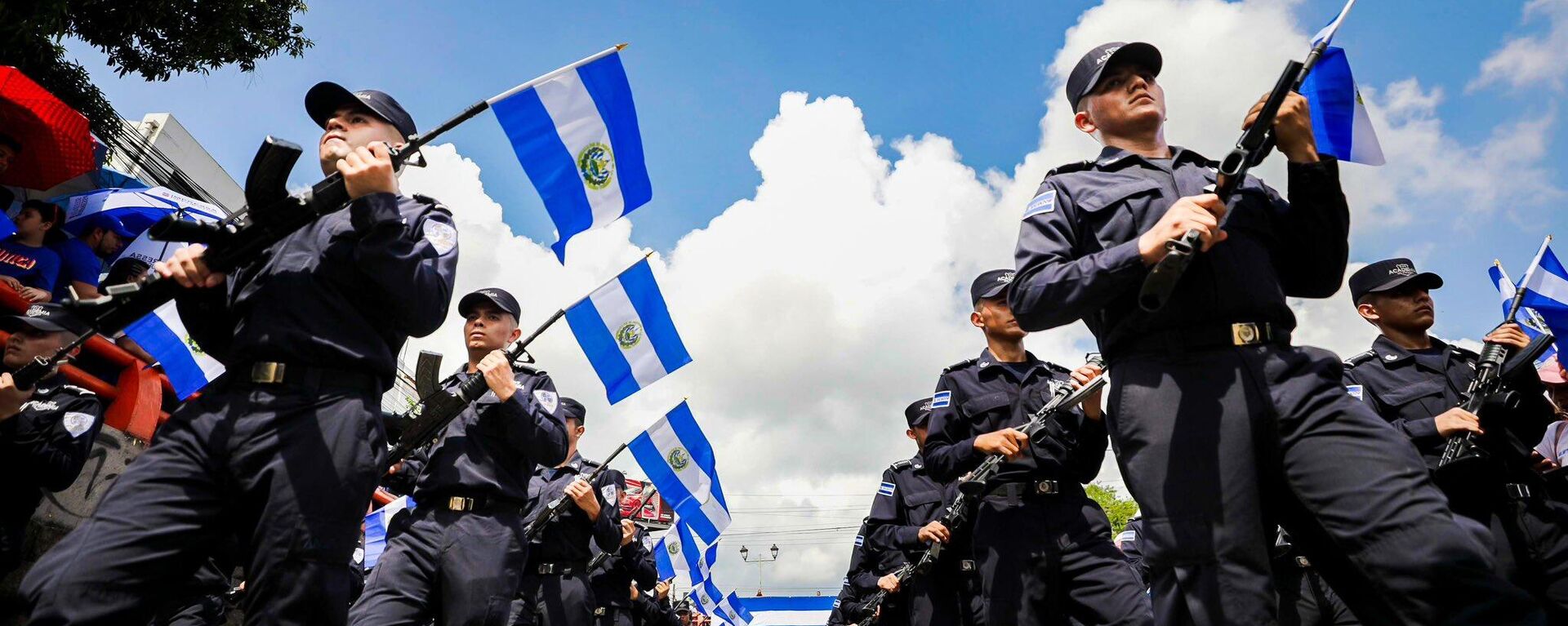 Imagen del desfile militar realizado en San Salvador este domingo 15 de septiembre. - Sputnik Mundo, 1920, 15.09.2024