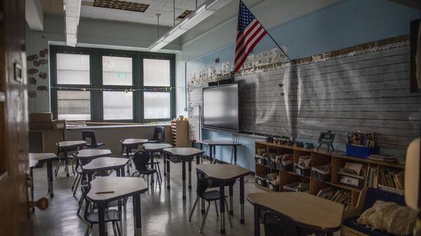 Un salón de clases en una escuela estadounidense (imagen referencial) - Sputnik Mundo