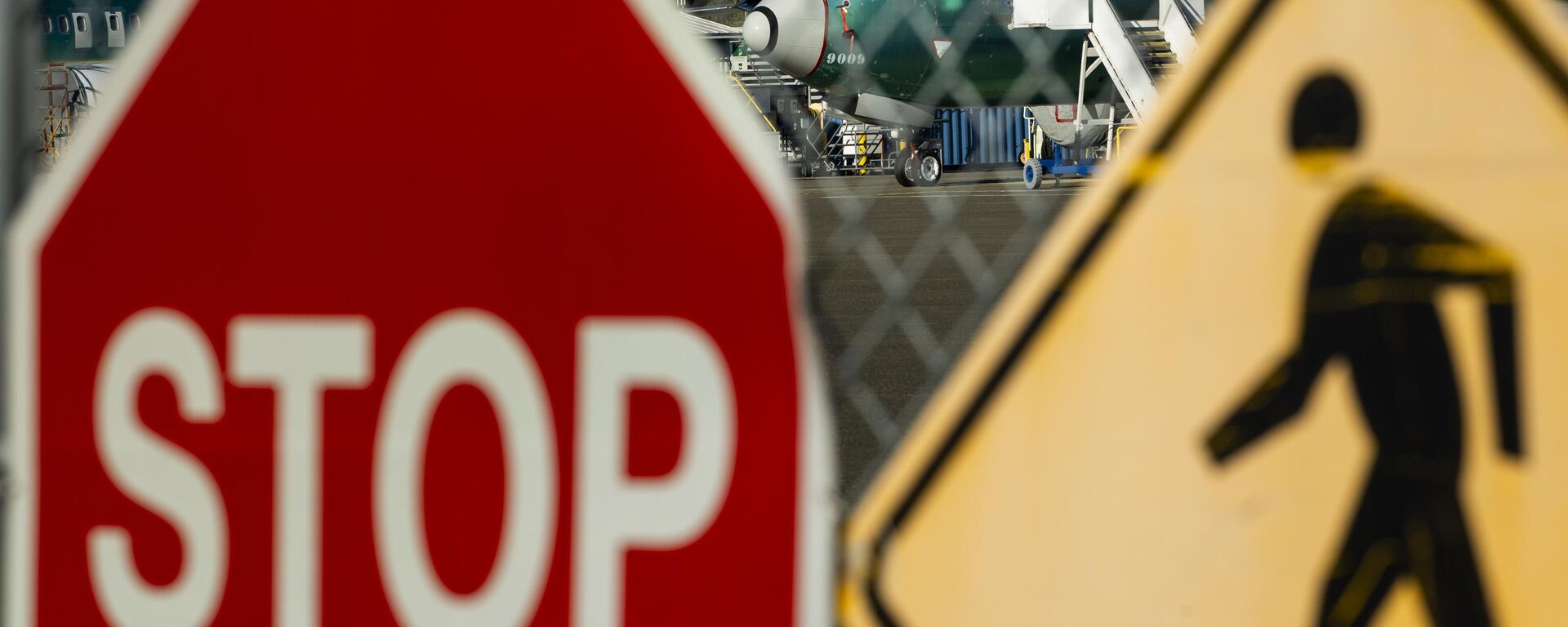 Un avión Boeing 737 Max no pintado como consecuencia de la huelga de los trabajadores de Boeing - Sputnik Mundo, 1920, 02.10.2024