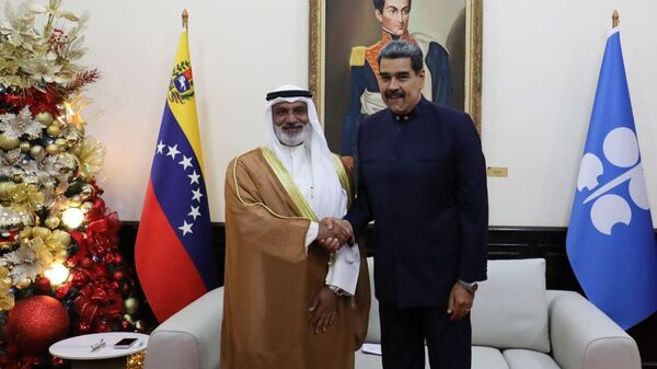 El presidente venezolano Nicolás Maduro y Haitham Al Ghais, secretario general de la Organización de Países Exportadores de Petróleo (OPEP) - Sputnik Mundo