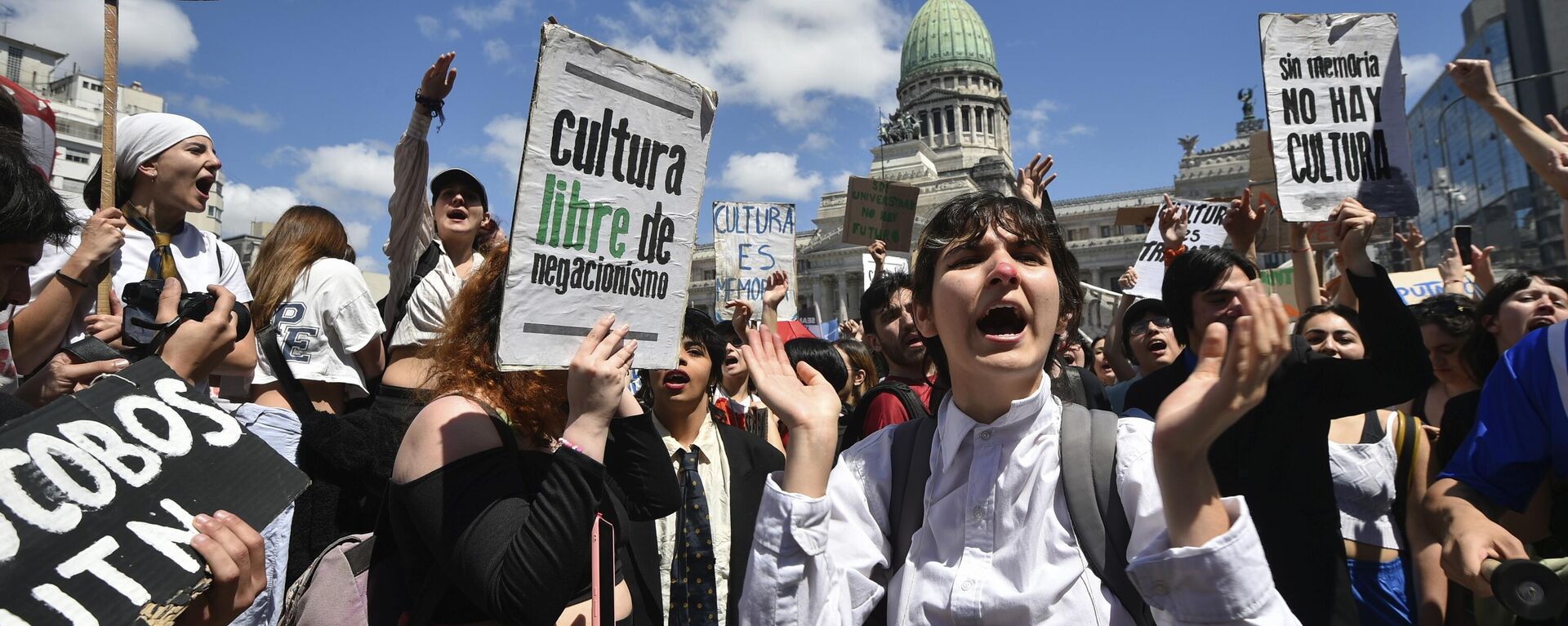 Sindicatos universitarios de Argentina han convocado a una huelga de 24 horas para este 10 de octubre.  - Sputnik Mundo, 1920, 09.10.2024