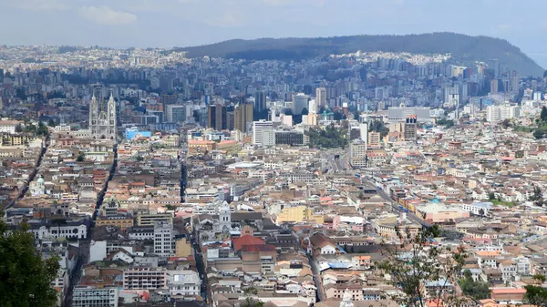 Vista aérea de la ciudad de Quito, en Ecuador - Sputnik Mundo