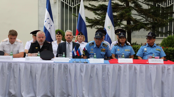 Ceremonia en el Centro de Capacitación del Ministerio del Interior de Rusia en Nicaragua - Sputnik Mundo