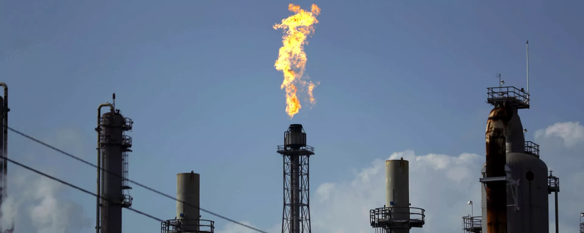 La refinería Deer Park, en Texas, es una de las más relevantes para Petróleos Mexicanos (Pemex). La refinería Deer Park, en Texas, es una de las más relevantes para Petróleos Mexicanos (Pemex). - Sputnik Mundo, 1920, 11.10.2024