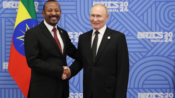 El presidente ruso, Vladímir Putin, y el primer ministro de Etiopía, Abiy Ahmed Ali.  - Sputnik Mundo