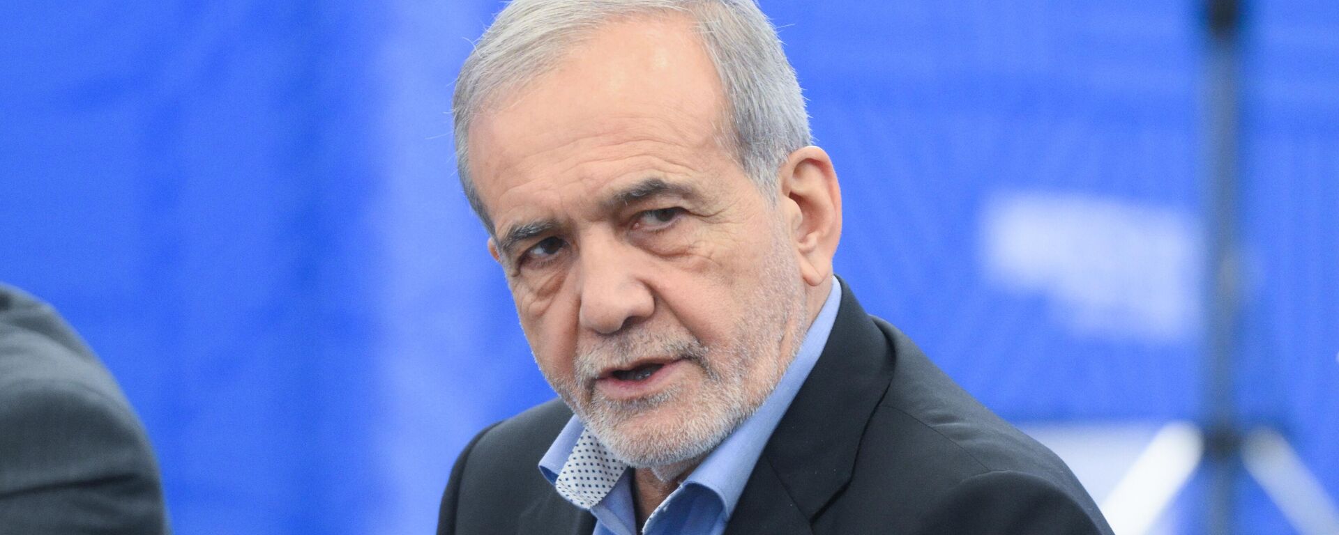 El presidente de Irán, Masud Pezeshkian - Sputnik Mundo, 1920, 25.04.2026