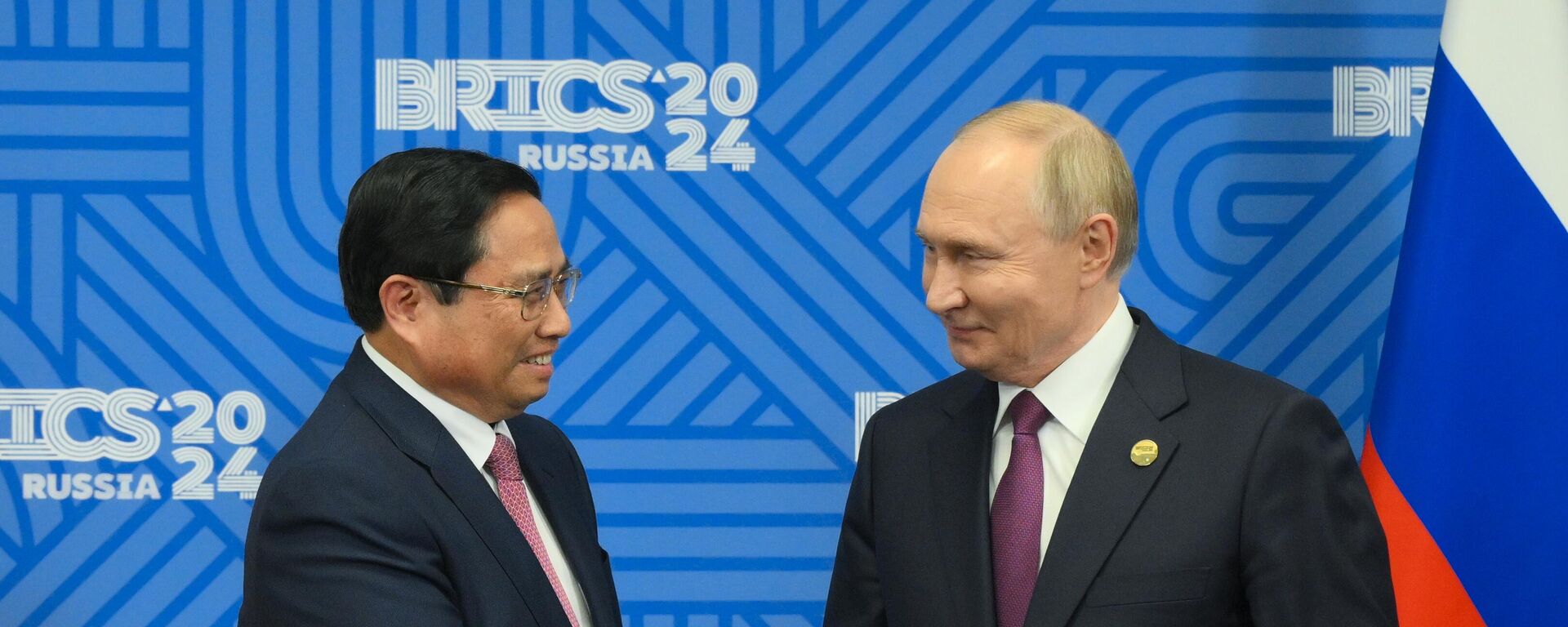 Pham Minh Chinh y Vladímir Putin - Sputnik Mundo, 1920, 24.10.2024