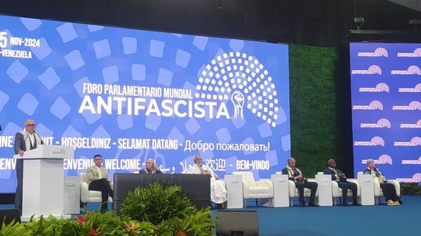 Este 4 de noviembre fue inaugurado el Foro Parlamentario Mundial Antifascista en Caracas, Venezuela. - Sputnik Mundo