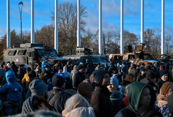 El evento también incluirá una exposición de armas pequeñas, tanto extranjeras como de fabricación rusa. - Sputnik Mundo