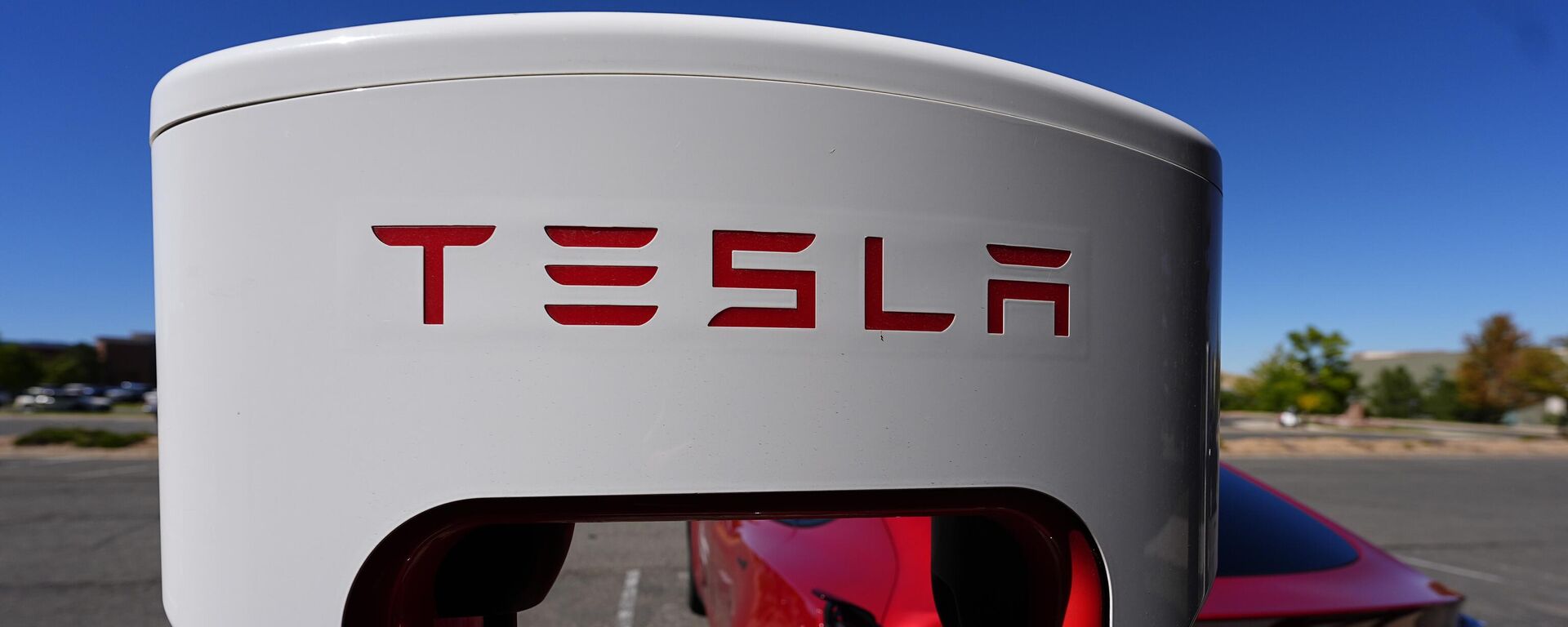 Tesla es una de las empresas automotrices más relevantes del mundo. - Sputnik Mundo, 1920, 08.11.2024