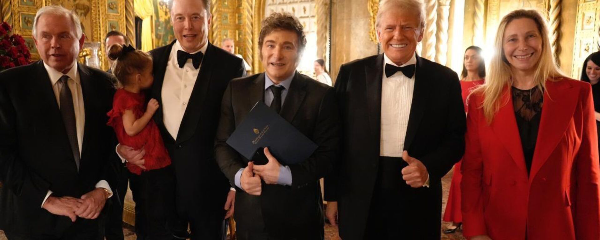 El multimillonario Elon Musk, el presidente de Argentina Javier Milei y Donald Trump, eventual presidente de EEUUU - Sputnik Mundo, 1920, 15.11.2024