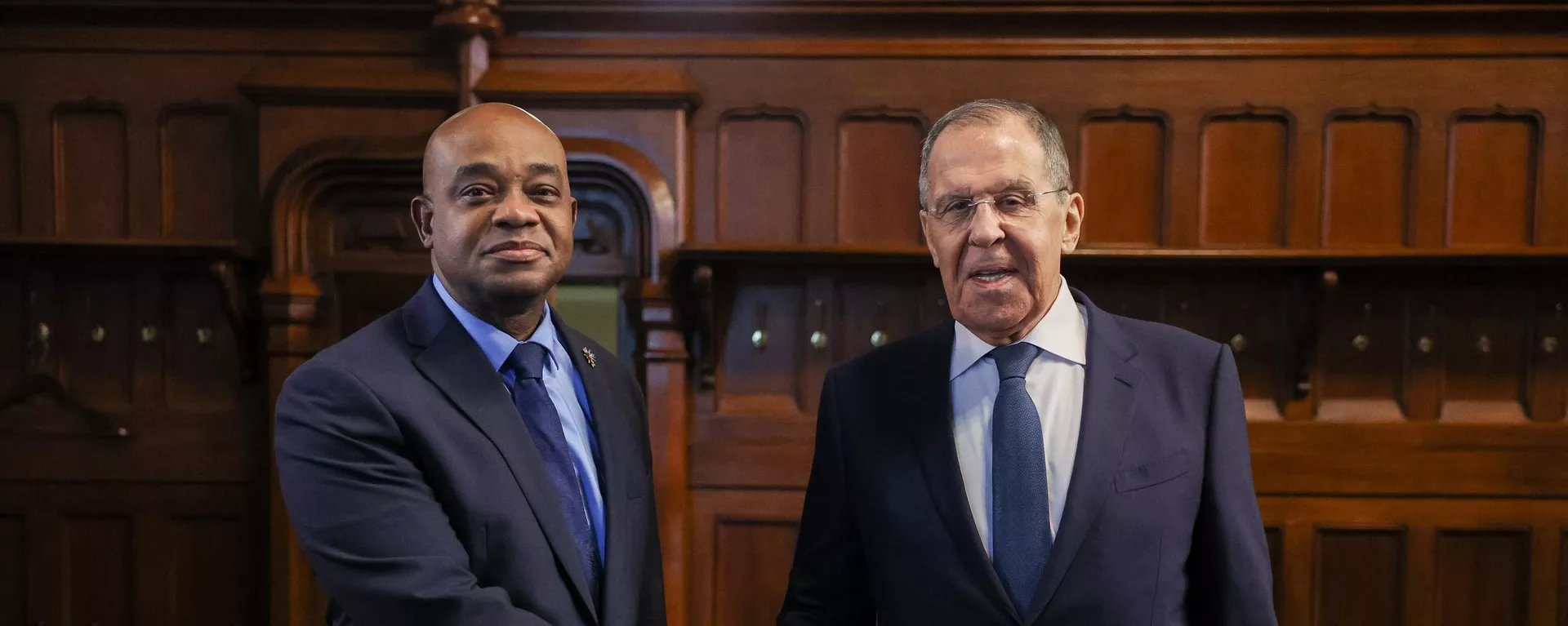 Luis Gilberto Murillo y Serguéi Lavrov, cancilleres de Colombia y Rusia - Sputnik Mundo, 1920, 19.11.2024