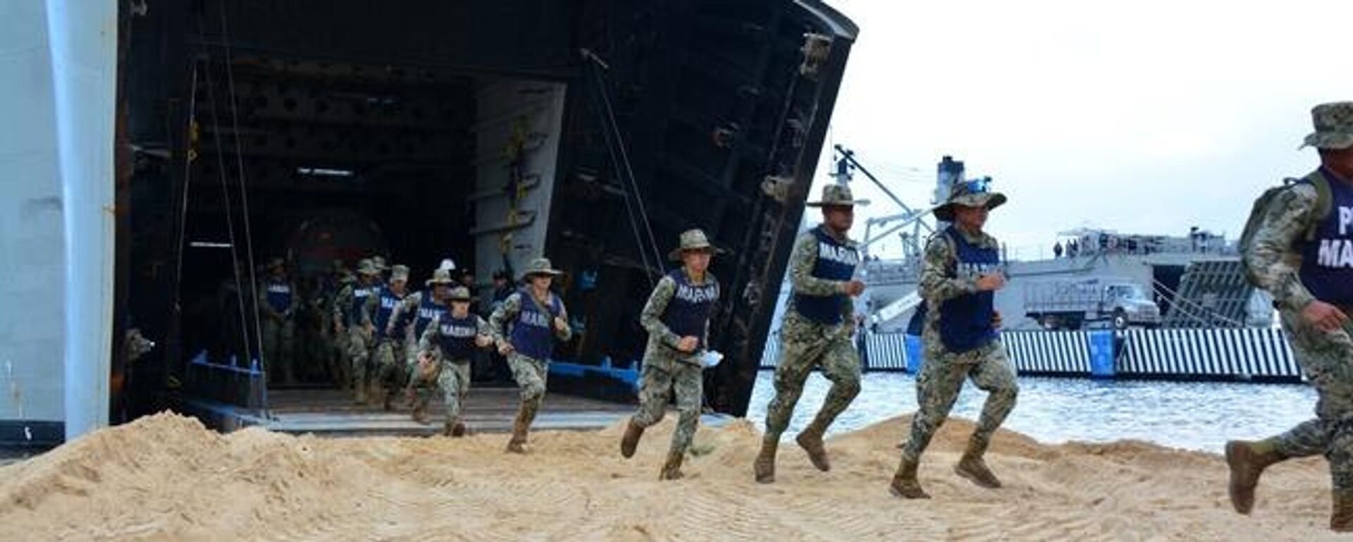 Elementos de la Secretaría de Marina de México Elementos de la Secretaría de Marina de México - Sputnik Mundo, 1920, 10.09.2025