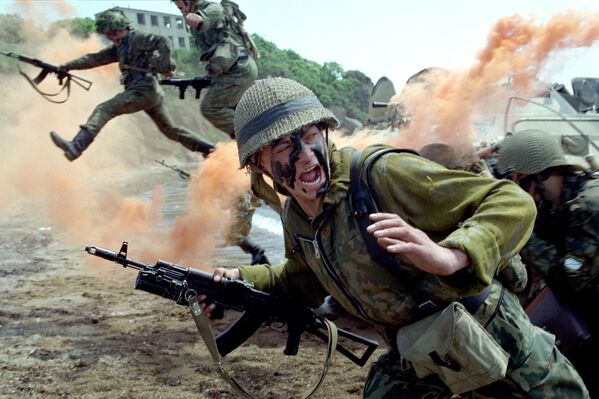 El Cuerpo de Infantería de Marina tiene una gran movilidad y es capaz de desplegarse rápidamente donde sea necesario, sin importar las condiciones climáticas y geográficas. - Sputnik Mundo