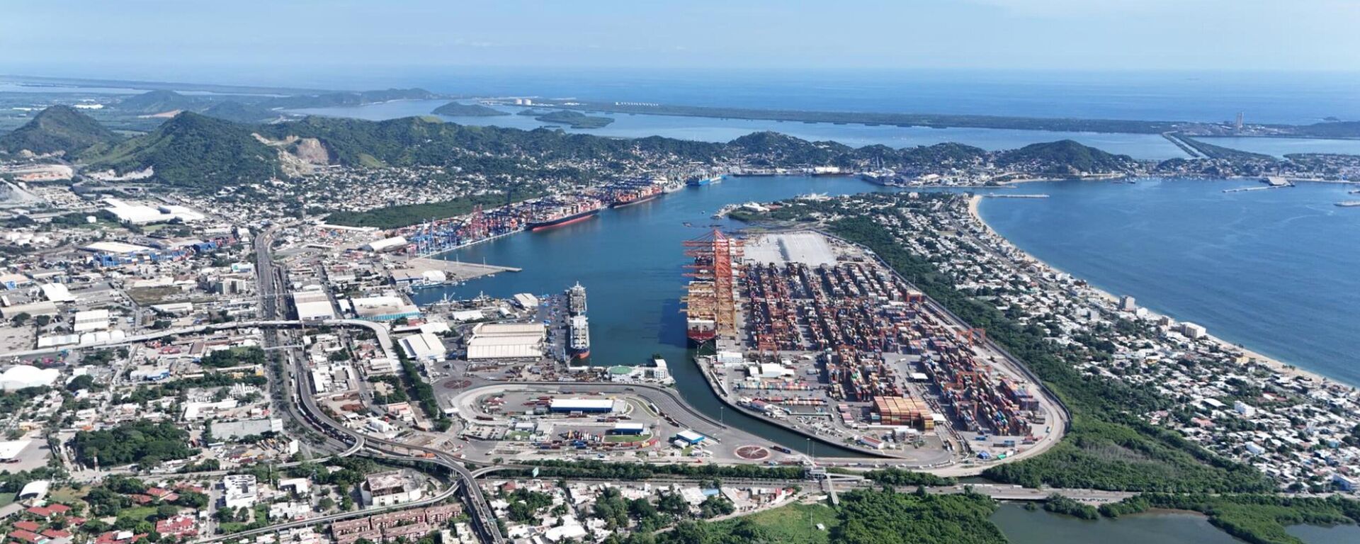 Puerto de Manzanillo  - Sputnik Mundo, 1920, 02.12.2024