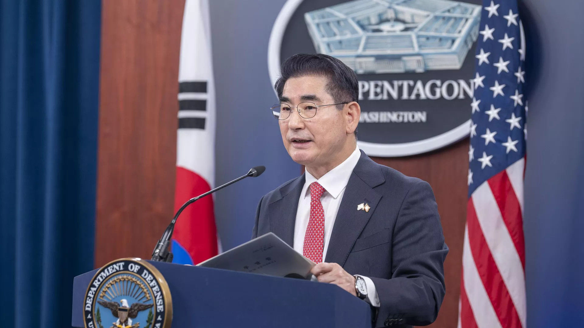 Kim Yong Hyun, exministro de Defensa de Corea del Sur - Sputnik Mundo, 1920, 08.12.2024