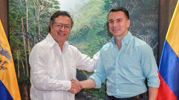 Gustavo Petro, presidente de Colombia, y Daniel Noboa, mandatario de Ecuador  - Sputnik Mundo