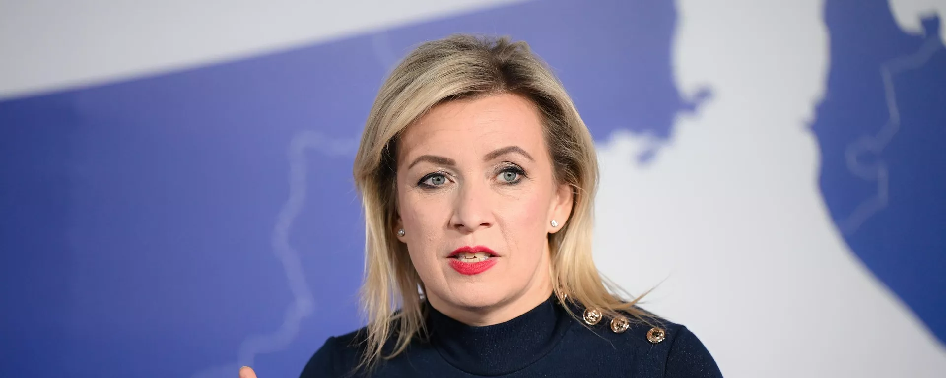 María Zajárova, portavoz del Ministerio de Asuntos Exteriores ruso interviene en el IX Baile Internacional Benéfico de Cadetes del Kremlin, Moscú  - Sputnik Mundo, 1920, 15.12.2024