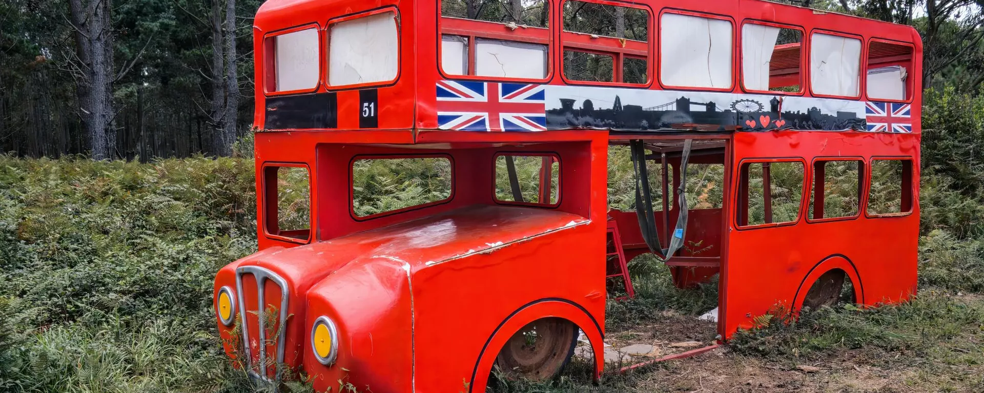 Un autobús abandonado en Londres - Sputnik Mundo, 1920, 20.12.2024