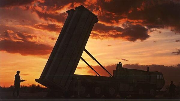 El sistema estadounidense de Defensa Terminal de Área a Gran Altitud (THAAD) estadounidense - Sputnik Mundo
