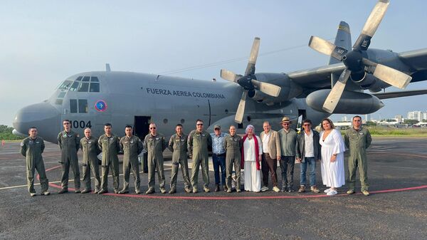 Avión de la Fuerza Aérea de Colombia enviado a Cuba - Sputnik Mundo