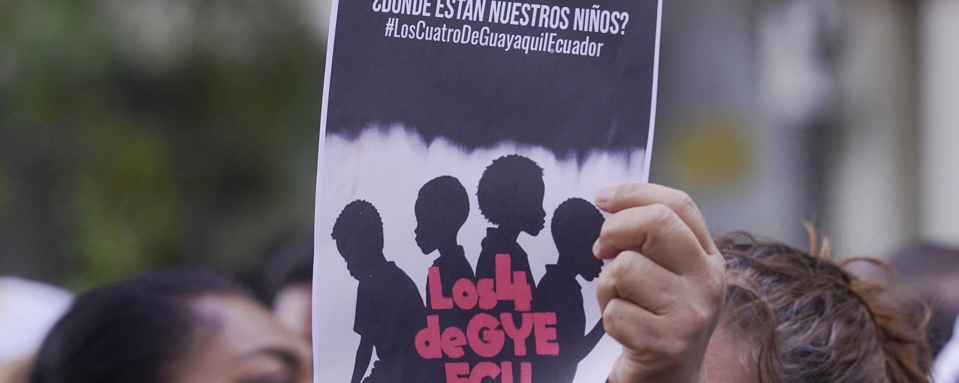 Protesta ante la fiscalía por la desaparición de cuatro niños en Ecuador - Sputnik Mundo, 1920, 07.01.2025