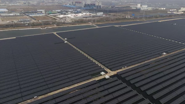Central solar en la provincia oriental china de Shandong. Imagen referencial - Sputnik Mundo