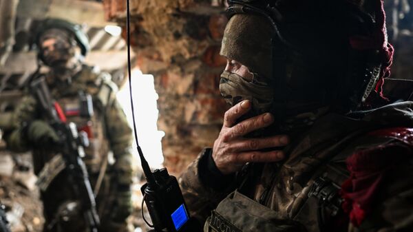 Soldados rusos en la zona de la operación militar especial  - Sputnik Mundo