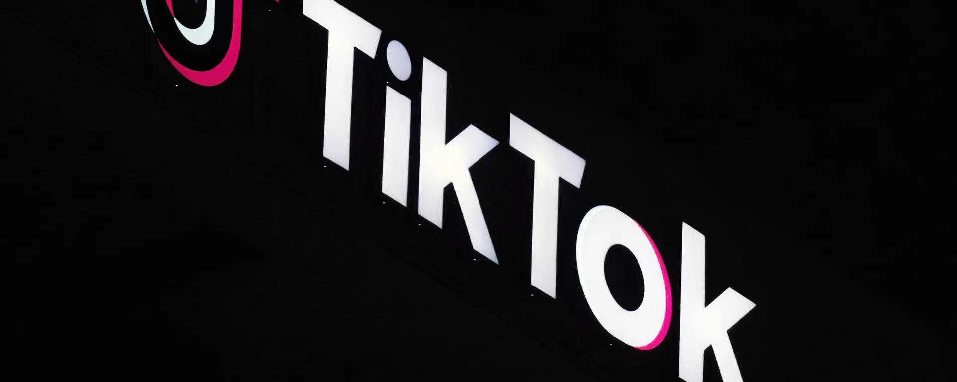 Logo de TikTok - Sputnik Mundo, 1920, 20.01.2025